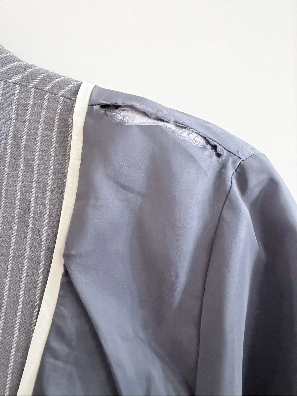 J. Crew Gray 3/4 Sleeve Pinstripe Collarless Blazer